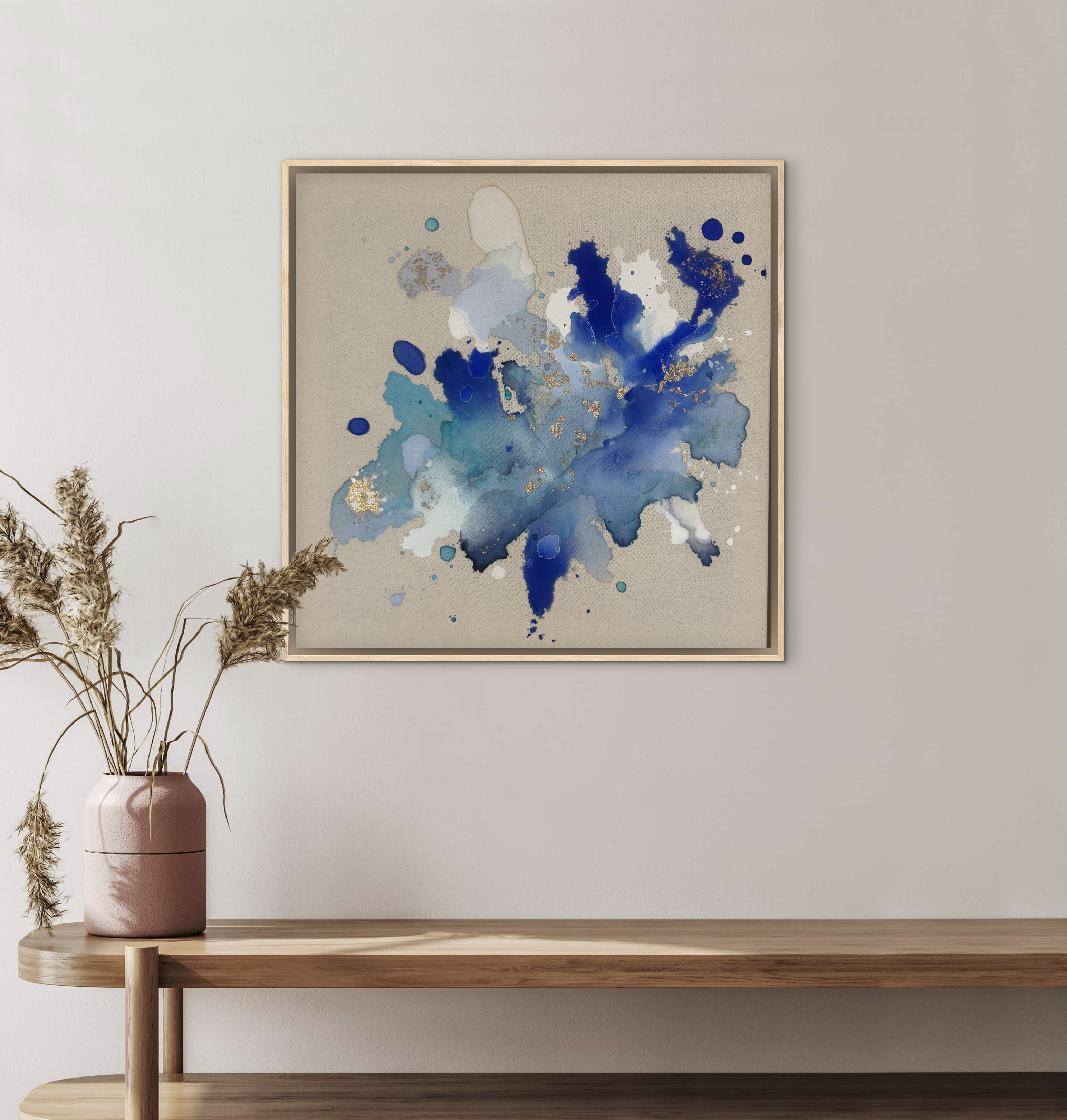 Seidenblume, 2025, Acryl und Gold auf roher Baumwollleinwand, Ansicht 3
